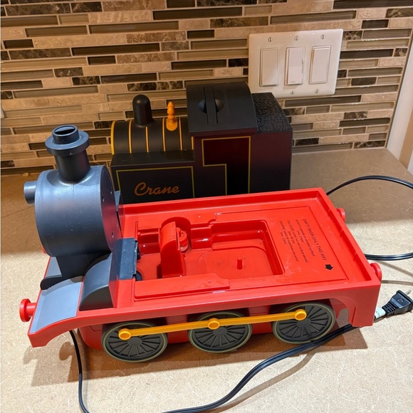 Crane, Ultrasonic cool mist children’s Train Humidifier - Picture 4 of 7